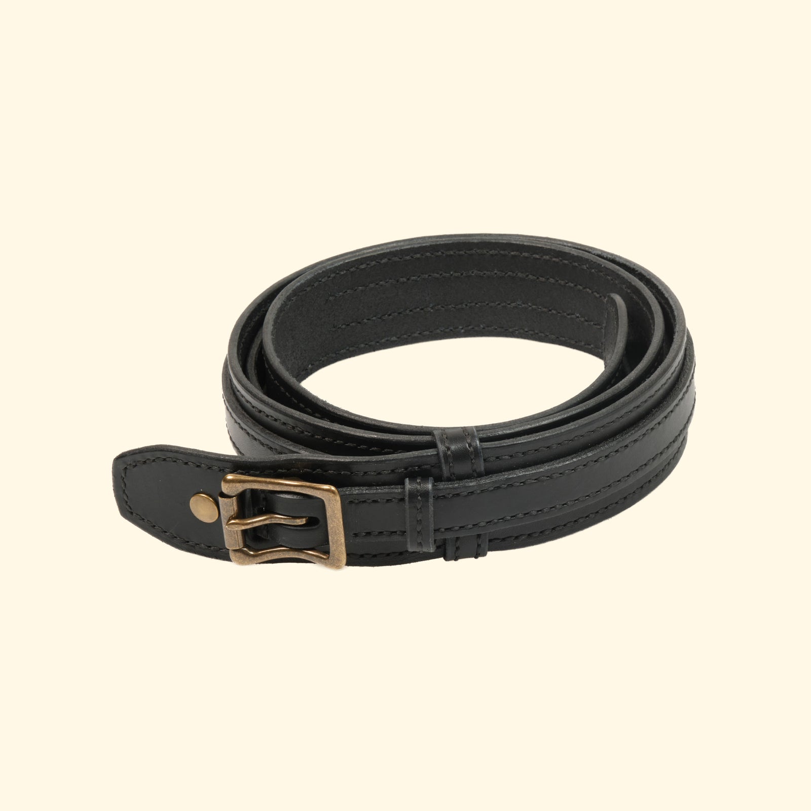 oldpassion-Heritage-Belt-Echtledergürtel-Hommage-an-die-Kunst-des-Sattelhandwerks-black-schnalle-antique-frontview