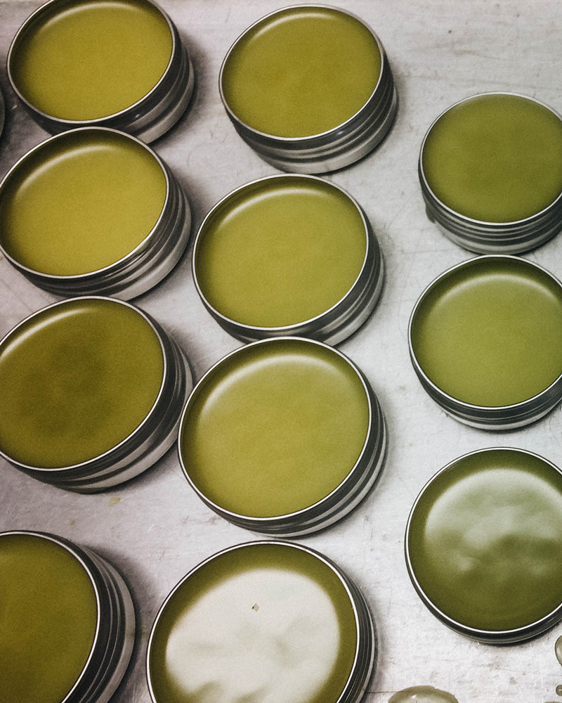 Marbee-all-natural-leather-balm-herstellung-12_Abkühlen-der-Lederpflege
