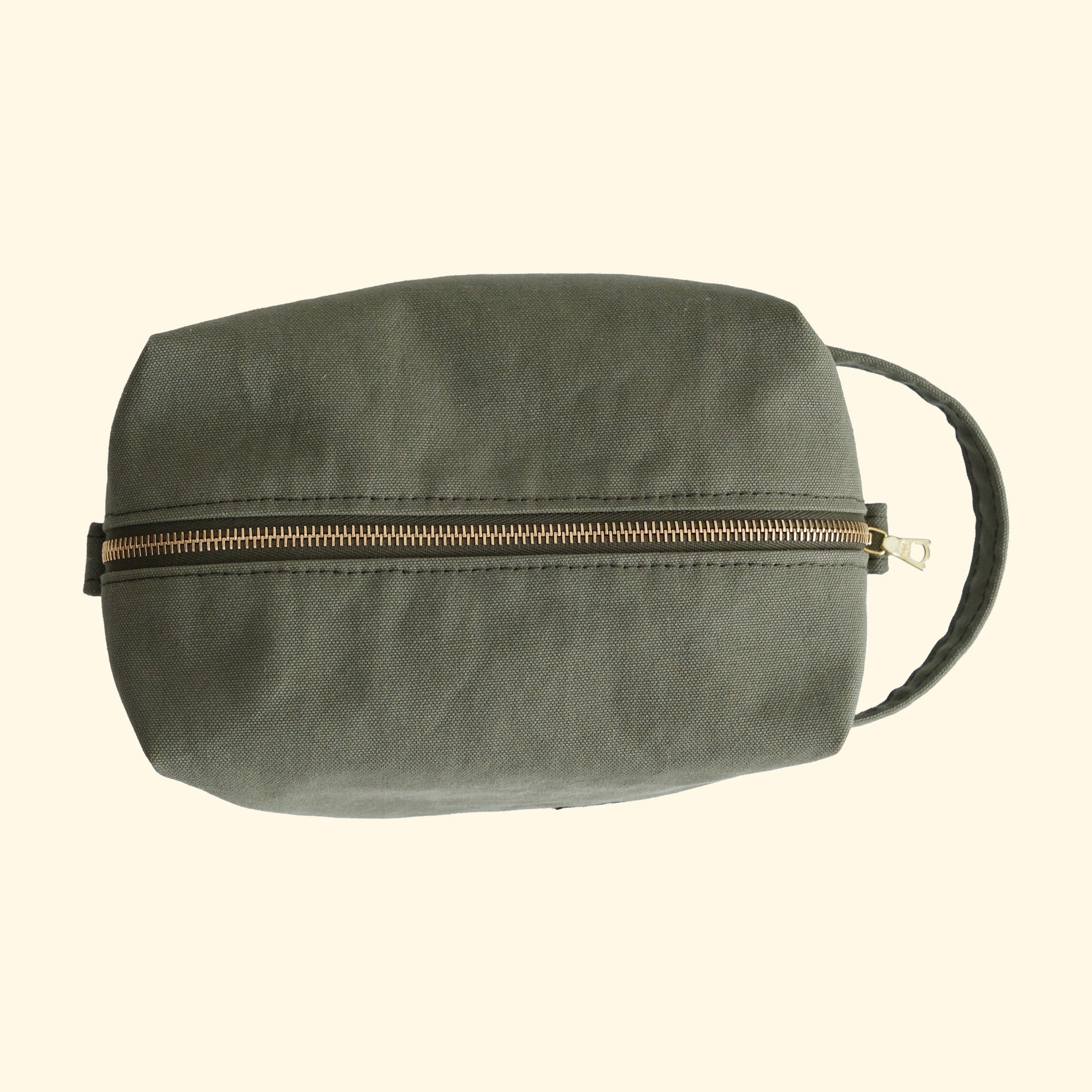 Canvas Dopp Kit No.1, olive, Ansicht von oben mit RIRI-Reissverschluss