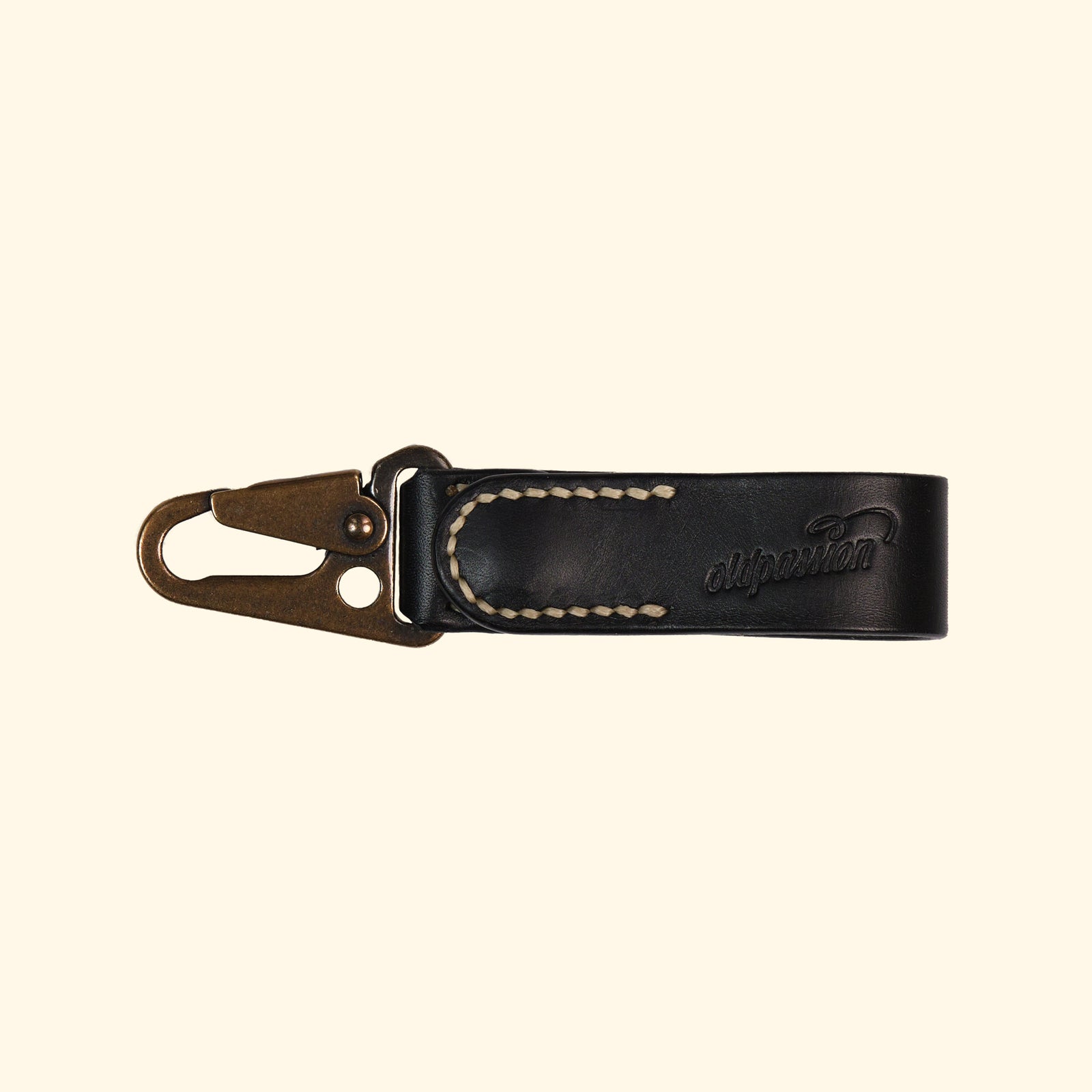 Leather-Key-Clip-aussergewöhnlicher-Schlüsselanhänger-aus-Echtleder-schwarz-antique-clip-vorderseite-oldpassion-from-prison-with-love