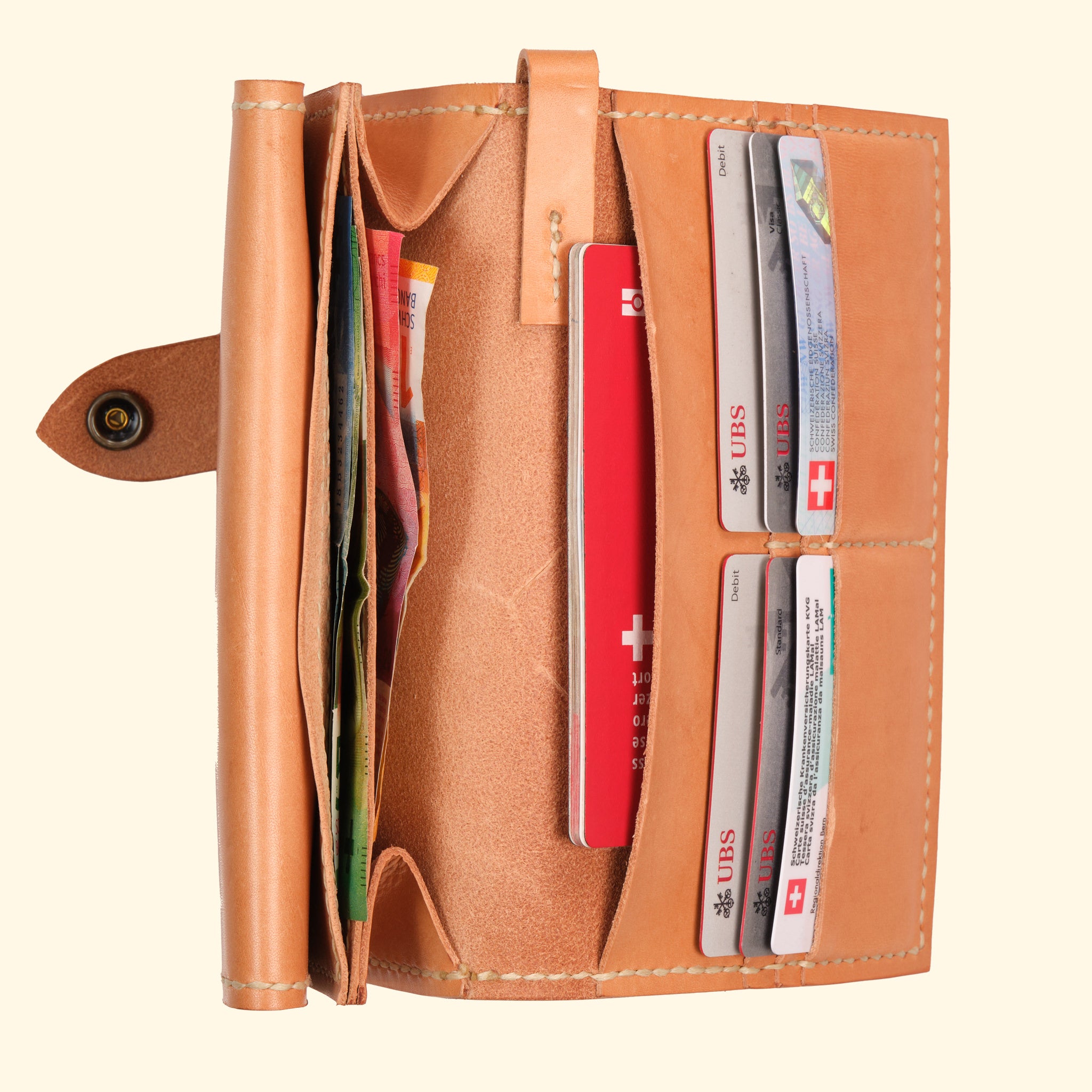 Long Wallet, Nature, geöffnet, mit Bargeld