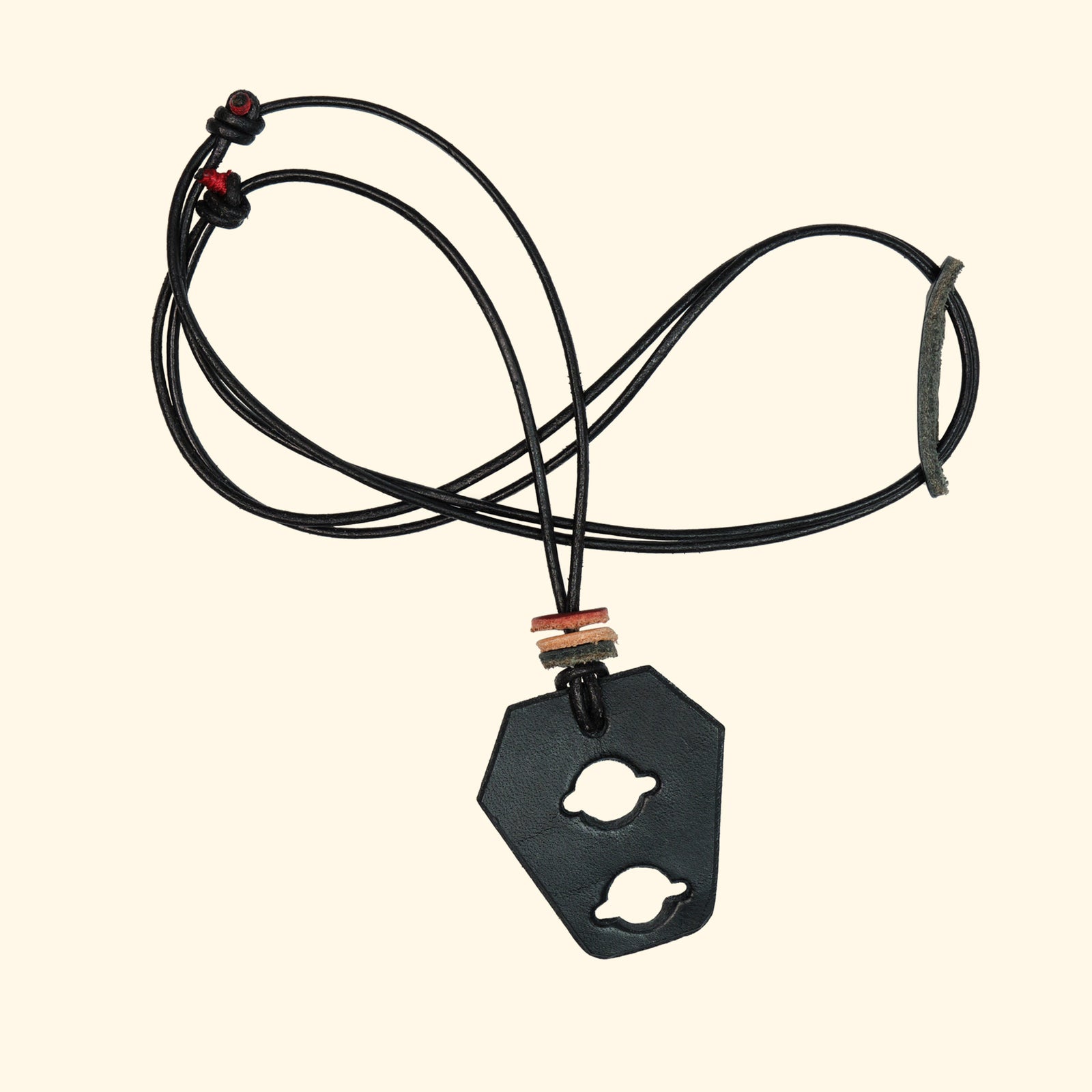 Eyeglasses-Necklace-Echtleder-Brillenkette-black-oldpassion-from-prison-with-love