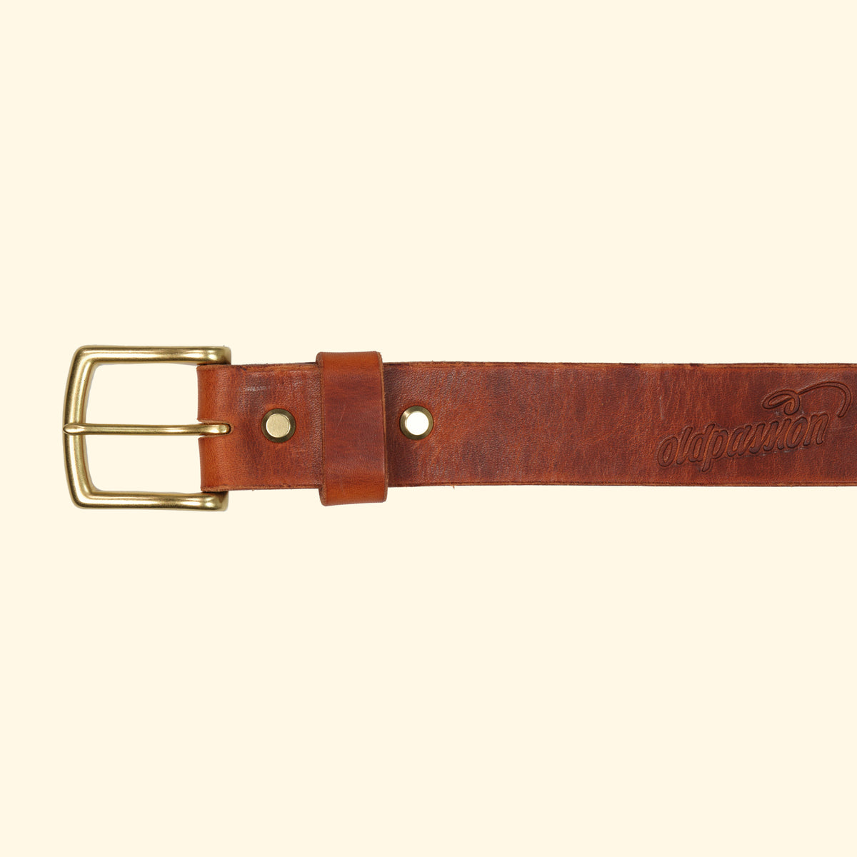 op-belt-langlebiger-Ledergürtel-auf-Mass-english-tan-gold-brass-schnalle-vorderseite