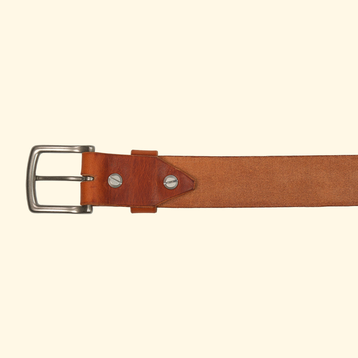 op-belt-langlebiger-Ledergürtel-auf-Mass-english-tan-silber-brass-schnalle-rueckseite