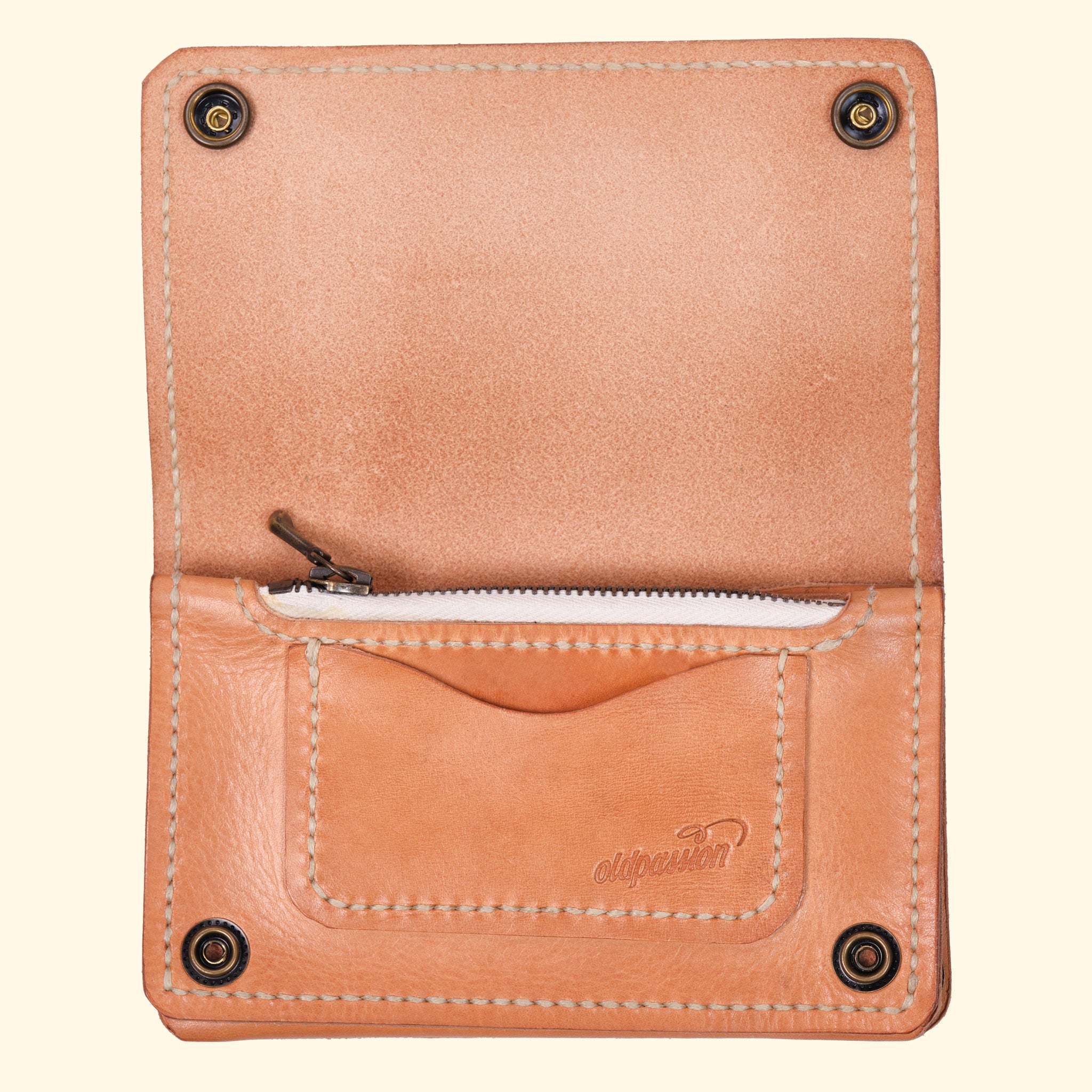 Trucker Wallet, Nature